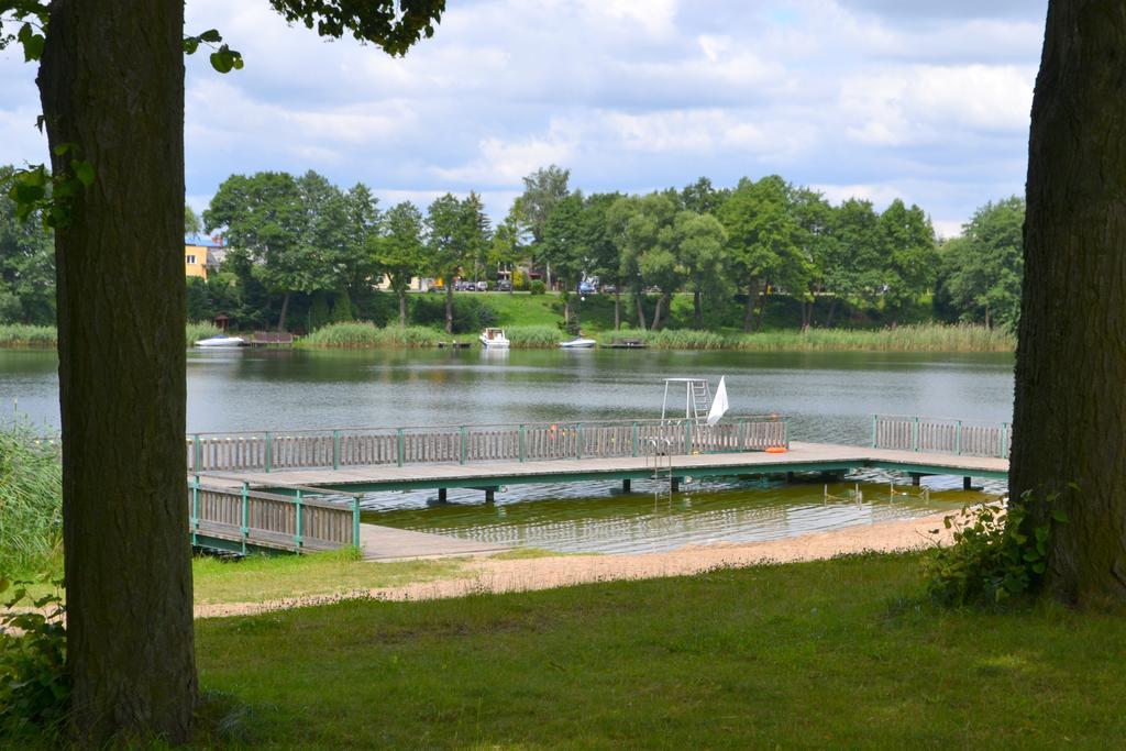 Centrum Wypoczynkowo-Konferencyjne Zacisze Złotów Exterior foto